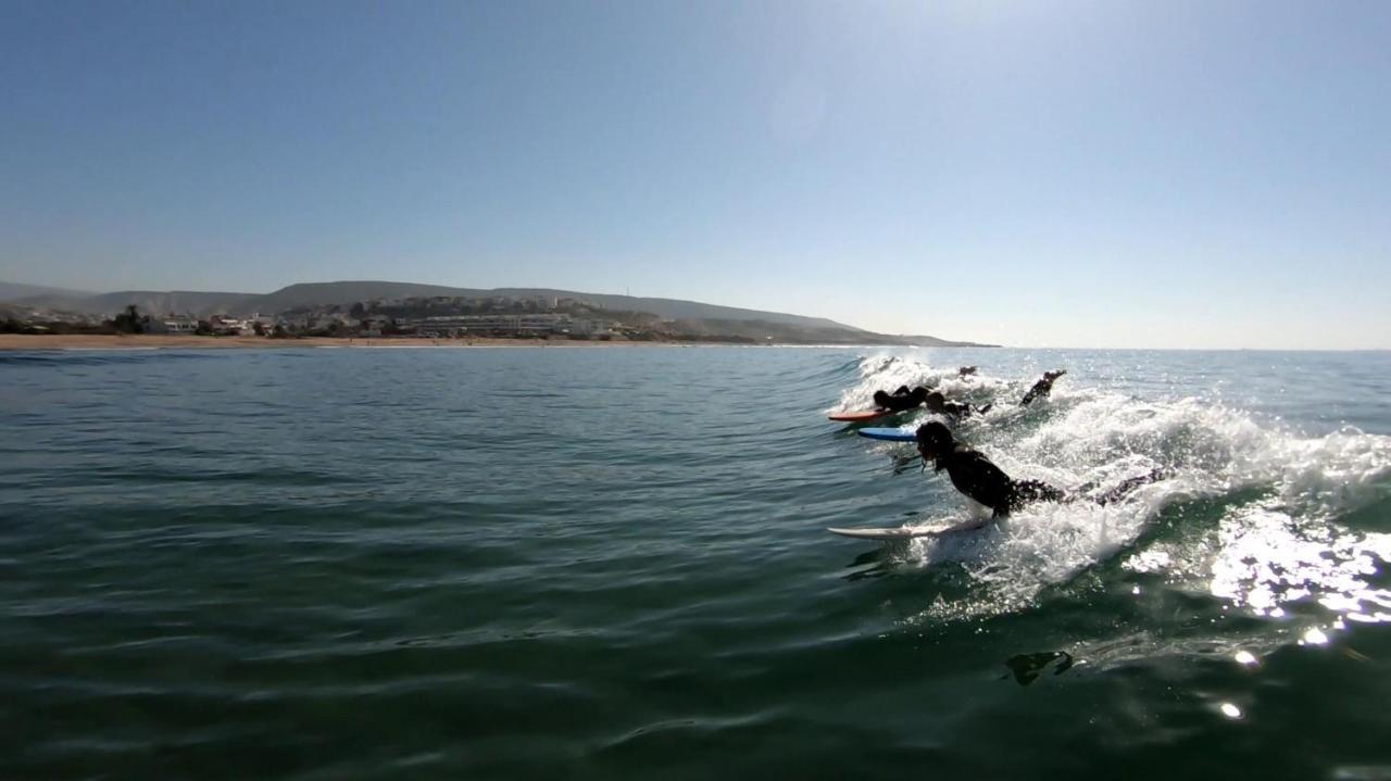 לינה וארוחת בוקר טגזוט Psycho Surf Camp מראה חיצוני תמונה